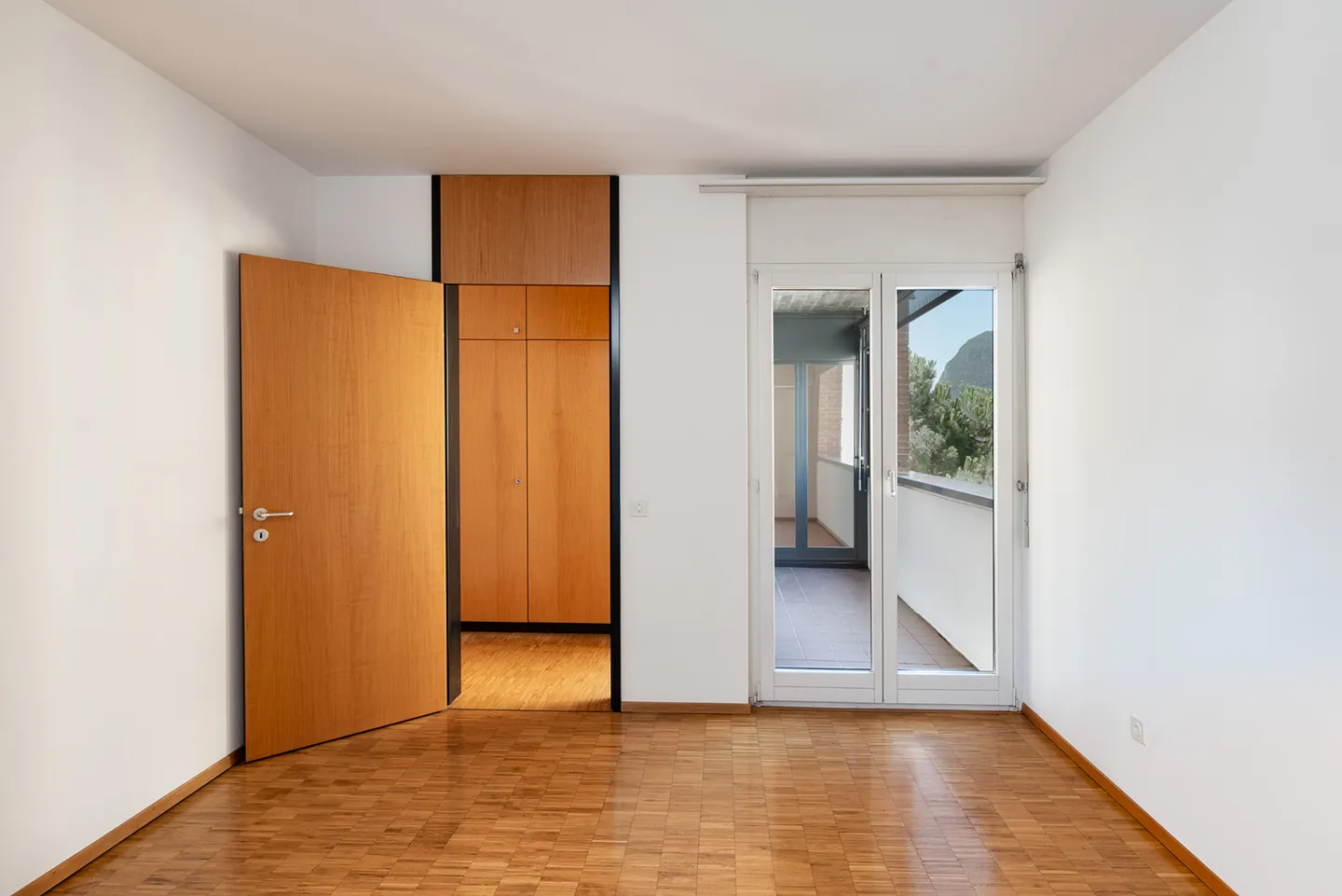 Près de la nouvelle université de Lugano - Photo 8 sur 11