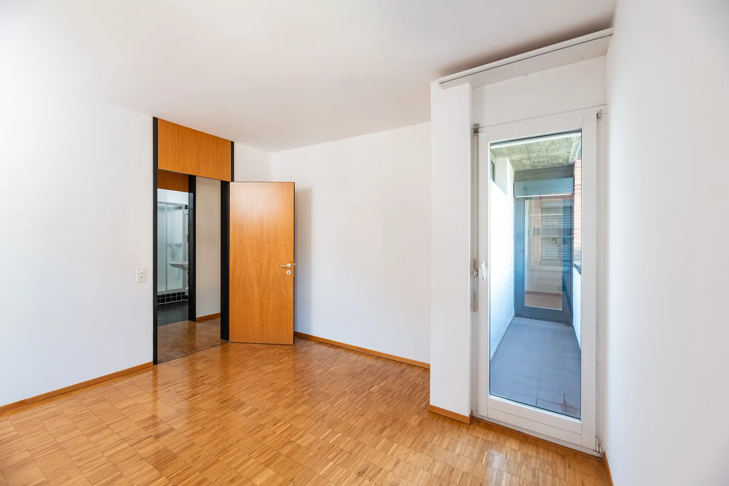 Près de la nouvelle université de Lugano - Photo 9 sur 11