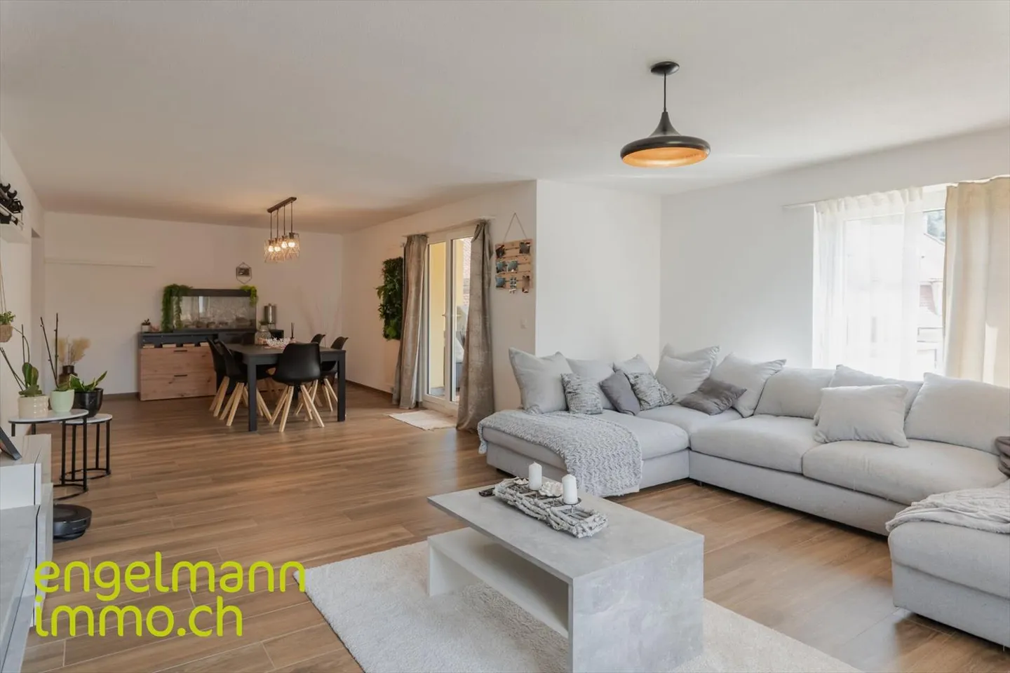 RESERVIERT_Zweifamilienhaus / Maison avec deux appartements - Foto 2 von 13