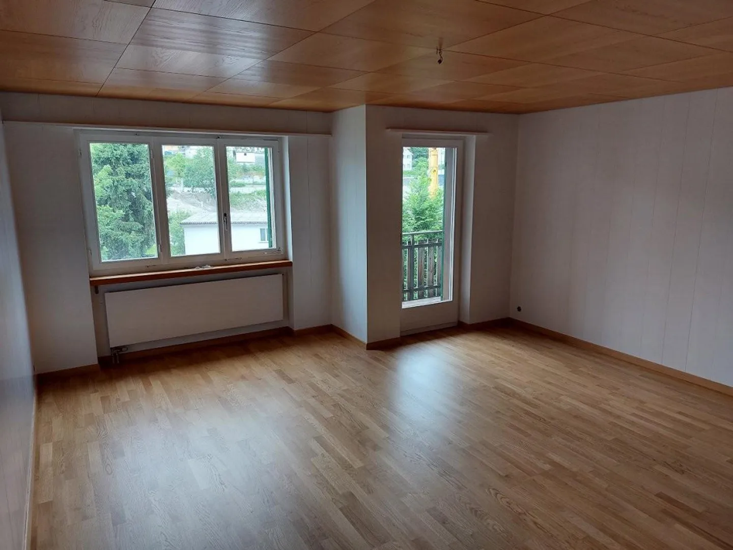 3.5 Room Apartment - Photo 2 of 10