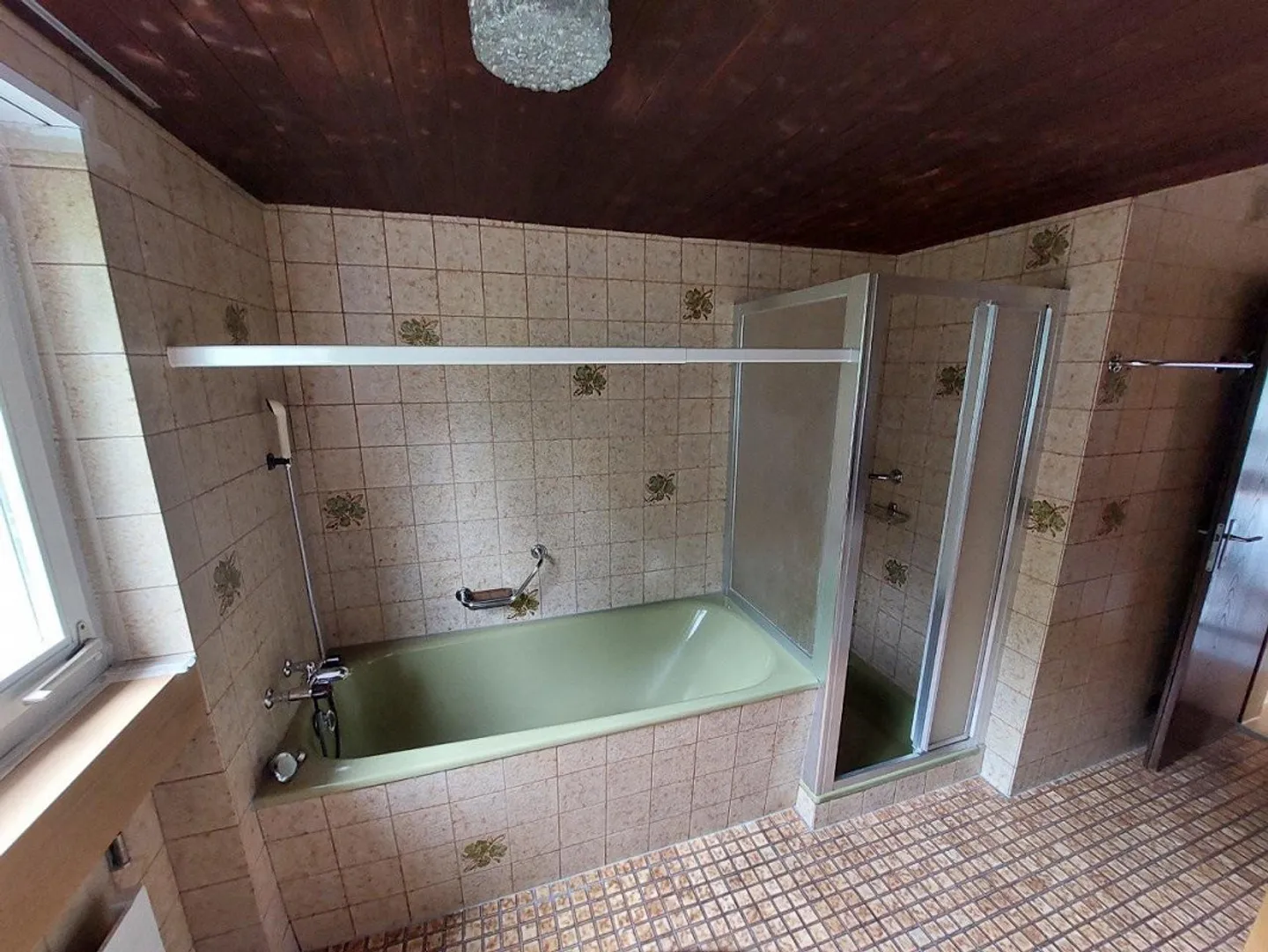 3.5 Room Apartment - Photo 3 of 10