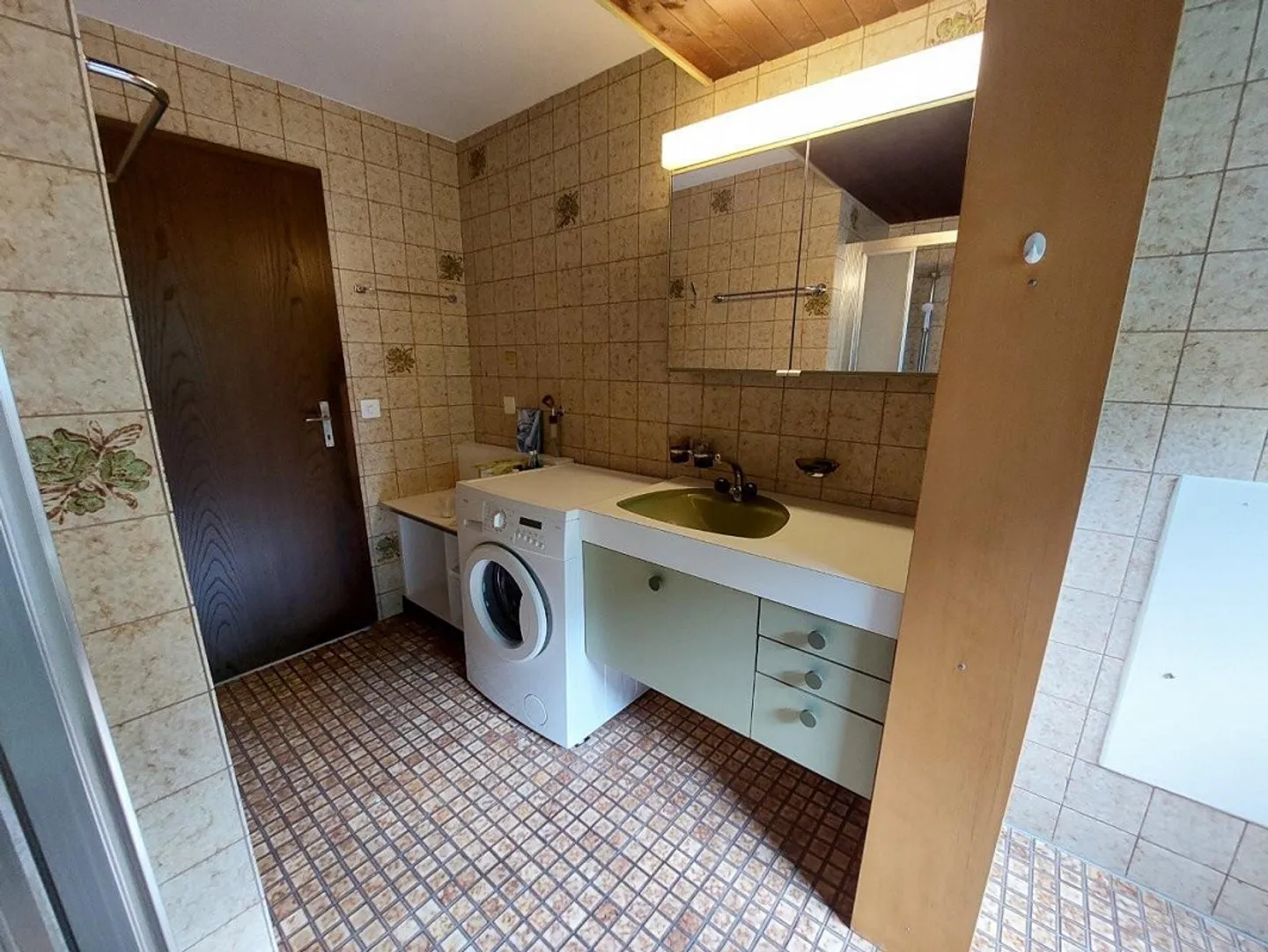 3.5 Room Apartment - Photo 4 of 10