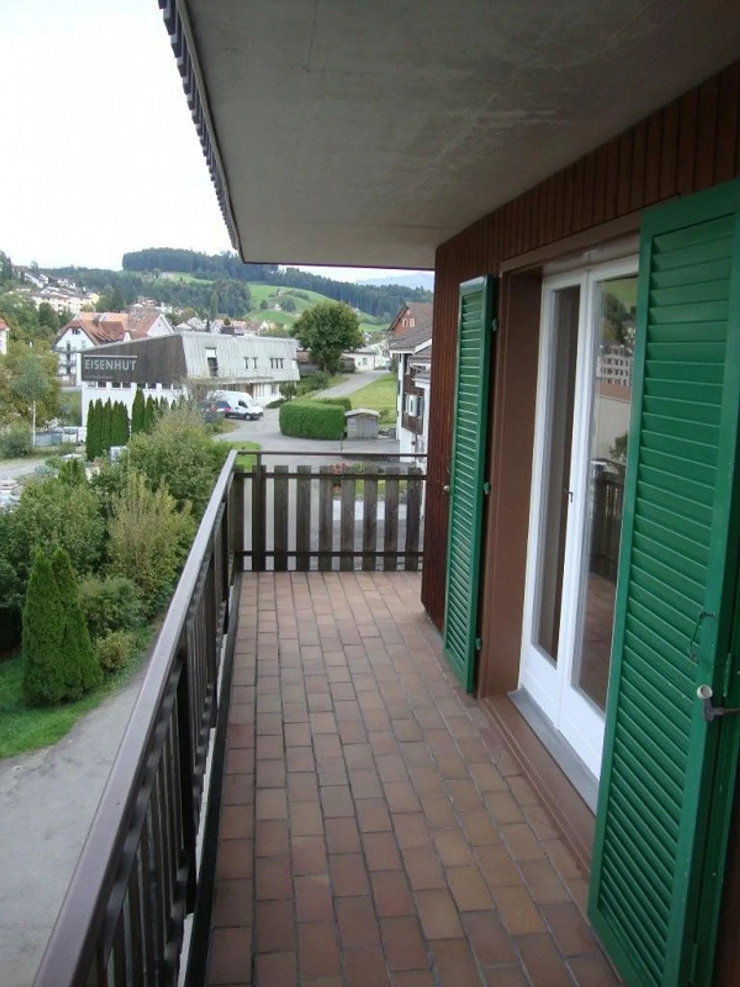 3.5 Room Apartment - Photo 9 of 10