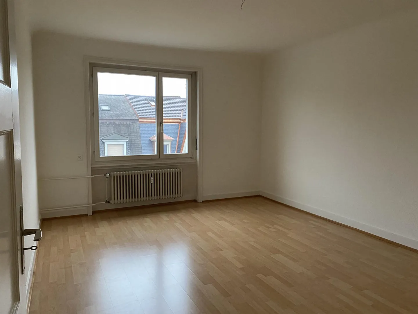 Zona residenziale centrale e tranquilla vicino a Tellplatz - Foto 7 di 10