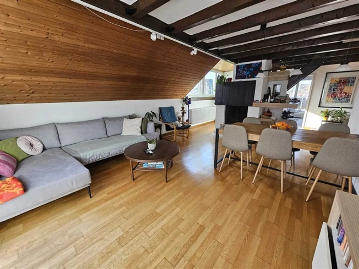 APPARTEMENT 4½ PIÈCES À ST. GALLEN, MEUBLÉ, TEMPORAIRE - Photo 2 sur 10