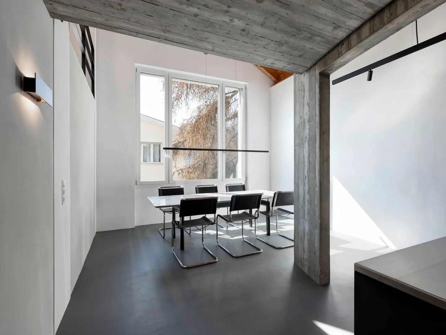 Appartement élégant de 5,5 pièces à Domat/Ems - Photo 2 sur 13