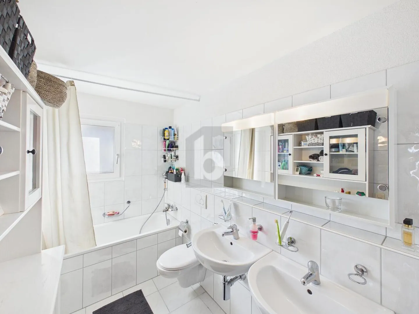 Family-Friendly with Lake View - Photo 4 of 6