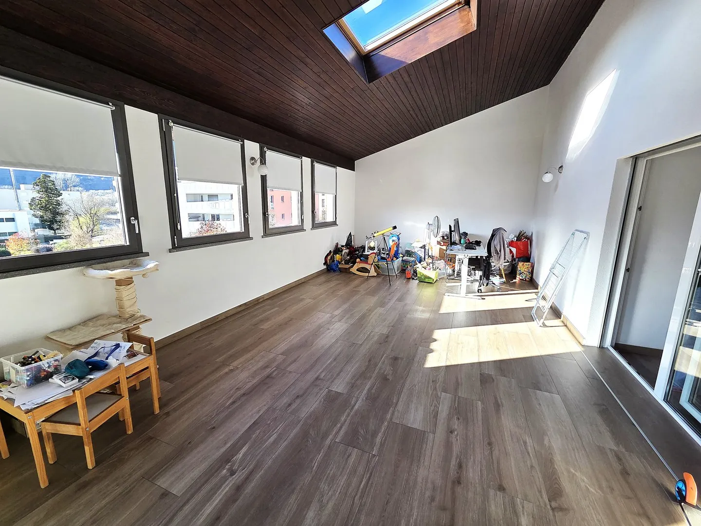 Splendido attico di 5.5 locali con piscina ad Arbedo-Castione - Foto 11 von 22