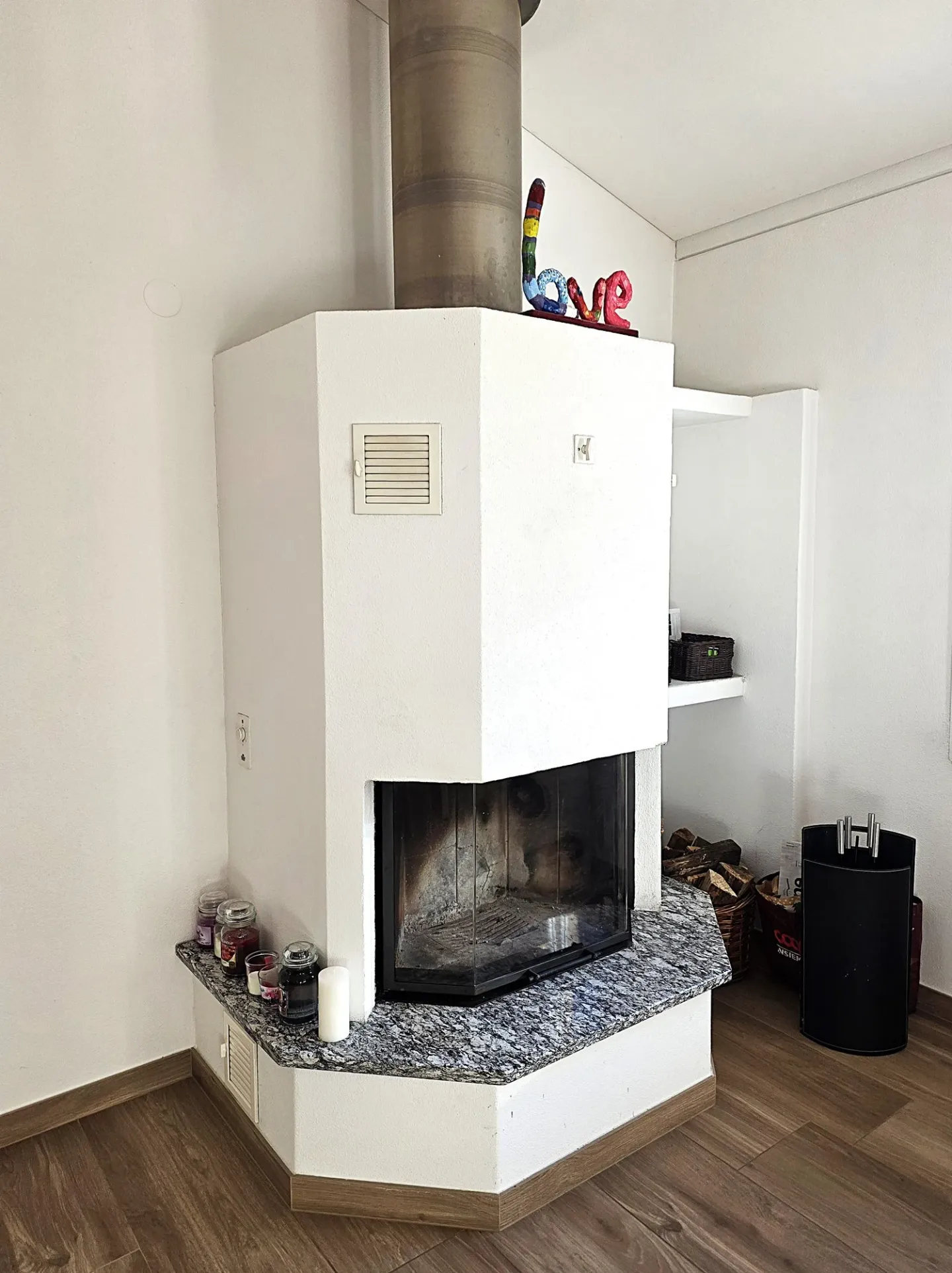 Splendido attico di 5.5 locali con piscina ad Arbedo-Castione - Foto 17 von 22