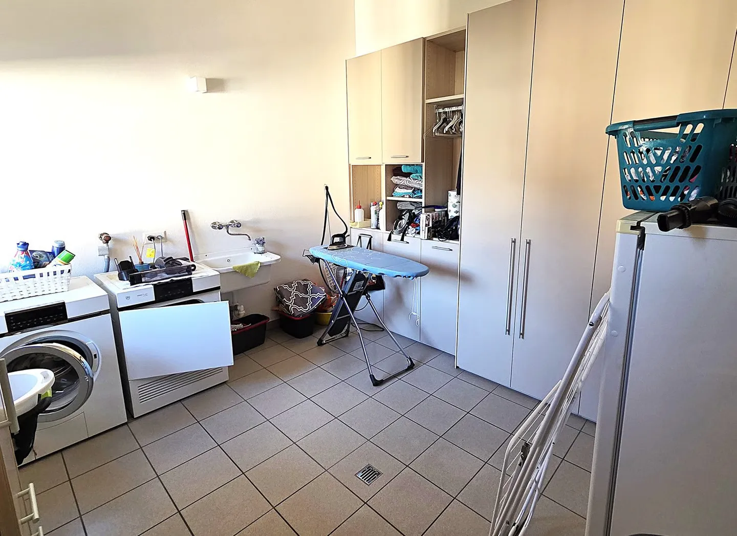 Splendido attico di 5.5 locali con piscina ad Arbedo-Castione - Foto 18 von 22