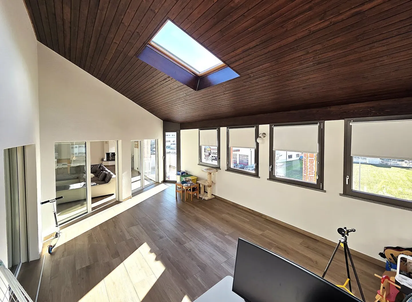 Splendido attico di 5.5 locali con piscina ad Arbedo-Castione - Foto 22 von 22