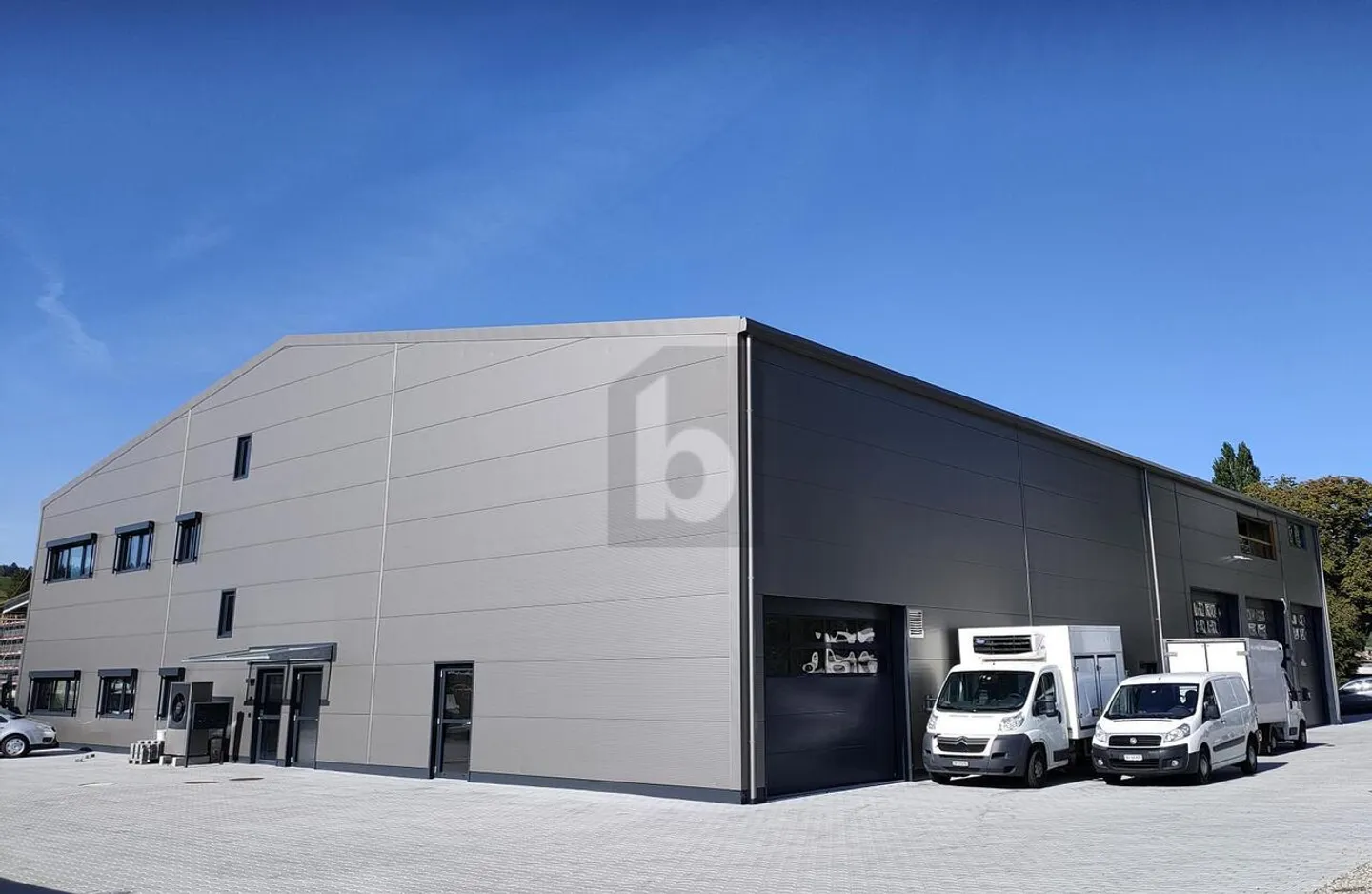USAGE POLYVALENT, NOUVEAU BÂTIMENT - Photo 1 sur 6