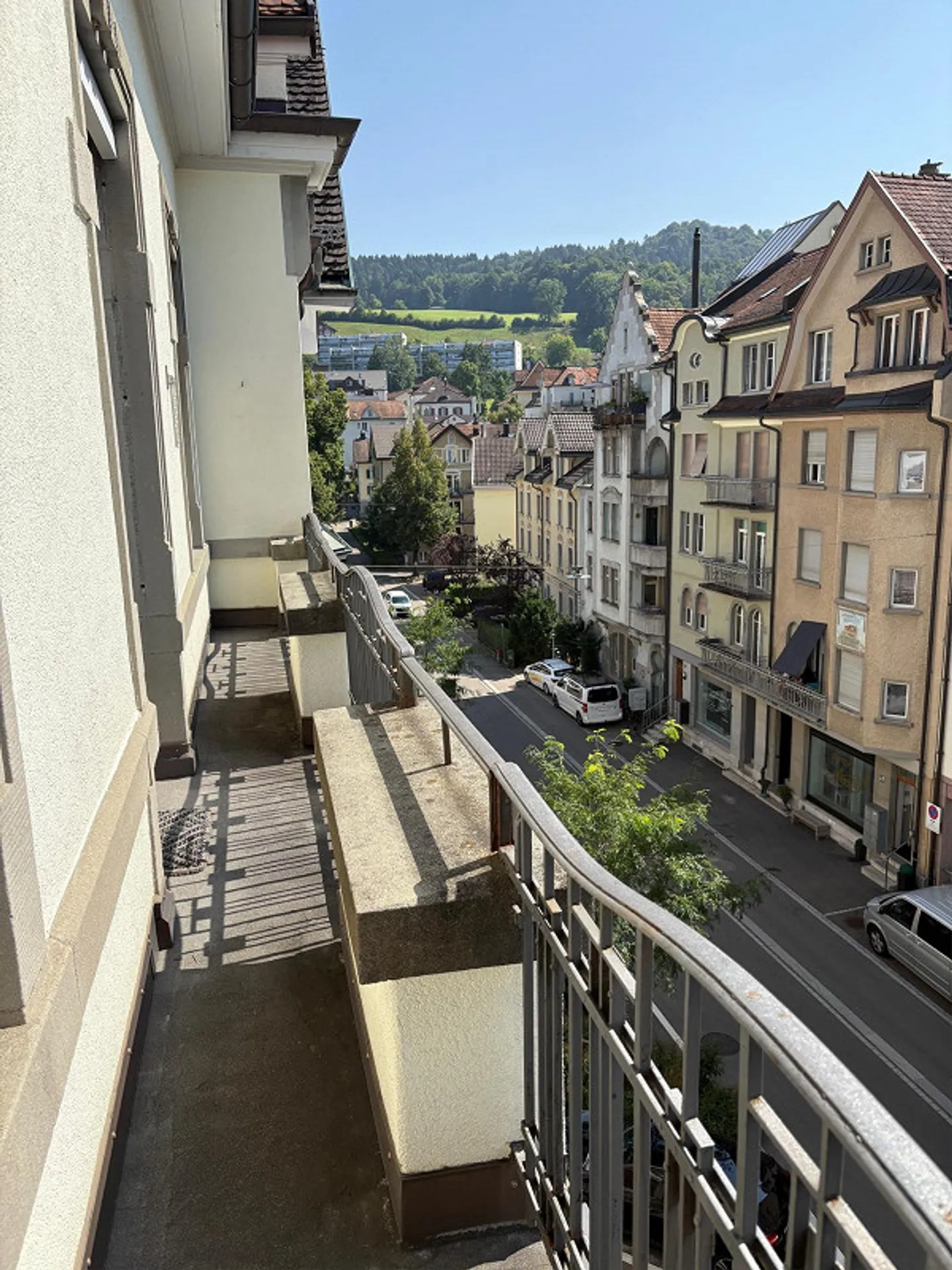 Bellissimo e spazioso appartamento in città - Foto 13 di 19