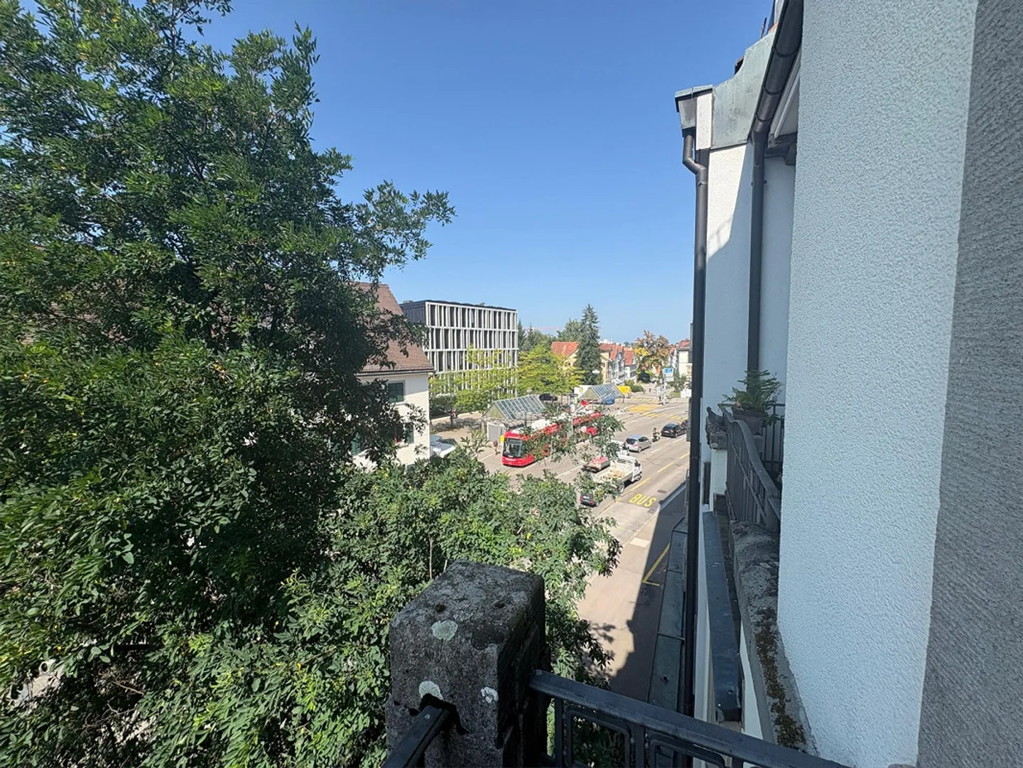 Bellissimo e spazioso appartamento in città - Foto 16 di 19