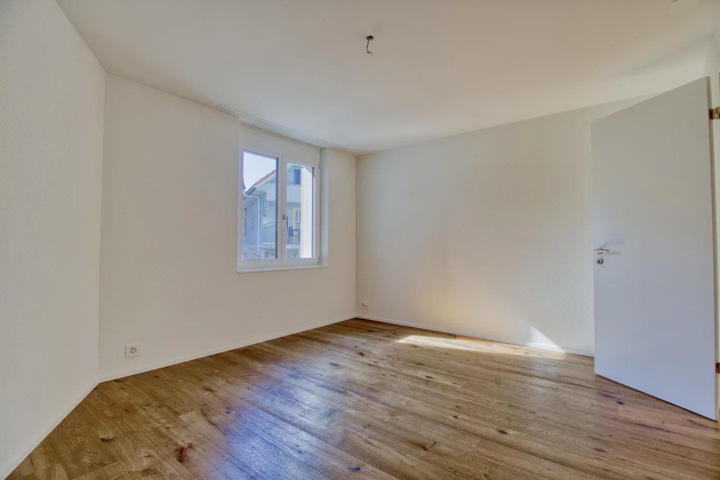 Nuova costruzione prima locazione | Moderno appartamento di 2,5 stanze con patio giardino - Foto 5 di 7