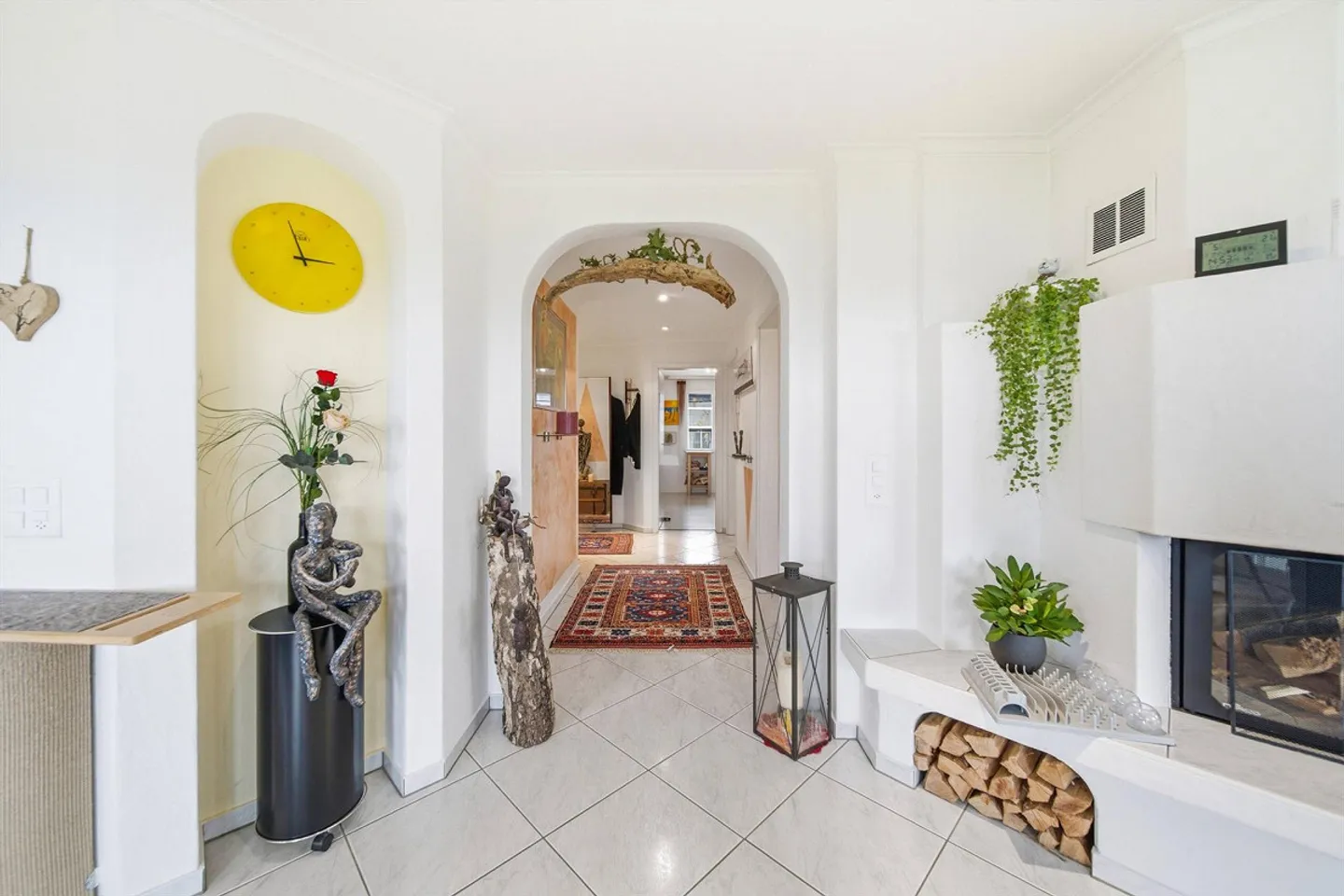 SPACIOUS & WELL-MAINTAINED 4.5 ROOM APARTMENT BETWEEN RIGI AND ZUGERSEE - Photo 5 of 5