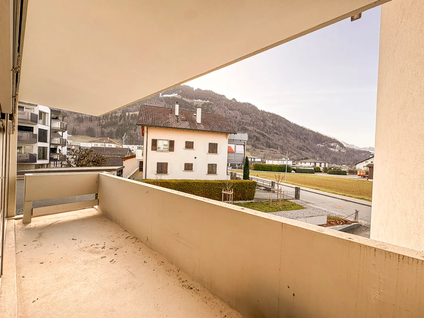 BROC - Wunderschöne 4,5-Zimmer-Wohnung komplett renoviert - Foto 9 von 15