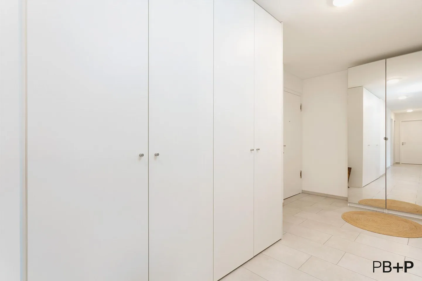 Moderne 4.5 Zimmer Ferienwohnung an zentraler Lage - Foto 11 von 11