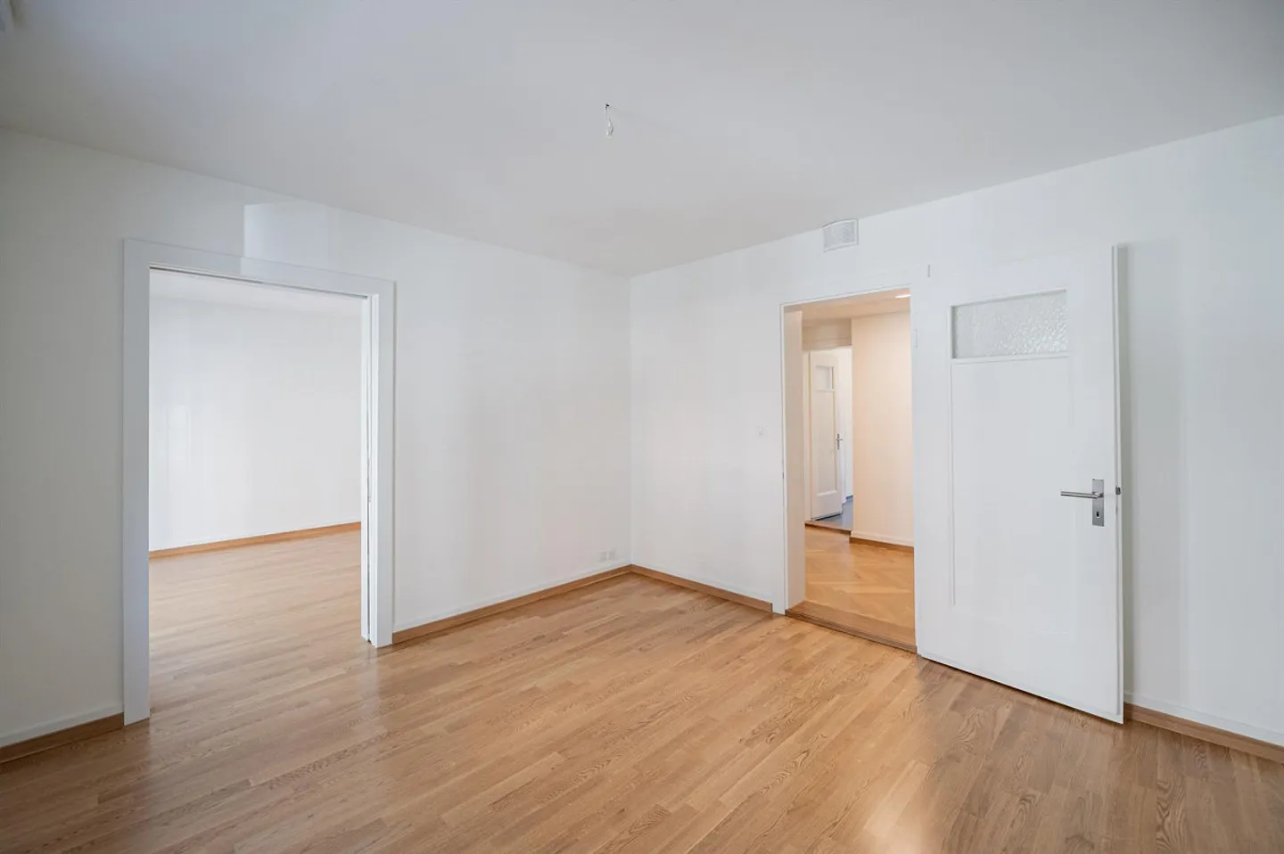 TOUT À PROXIMITÉ, APPARTEMENT EN VILLE DANS UN EMPLACEMENT DE CHOIX ! - Photo 7 sur 12
