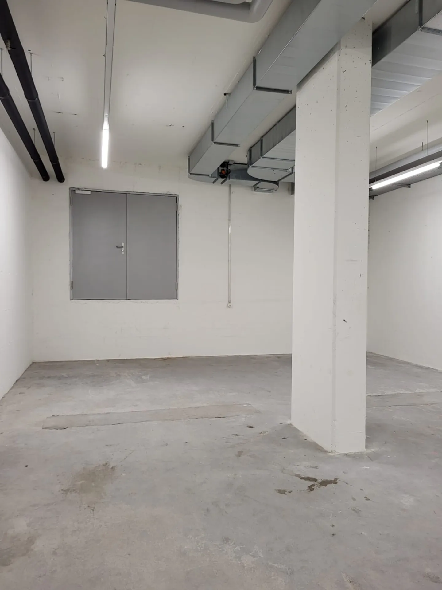 148 m2 Lagerfläche - Foto 3 von 6