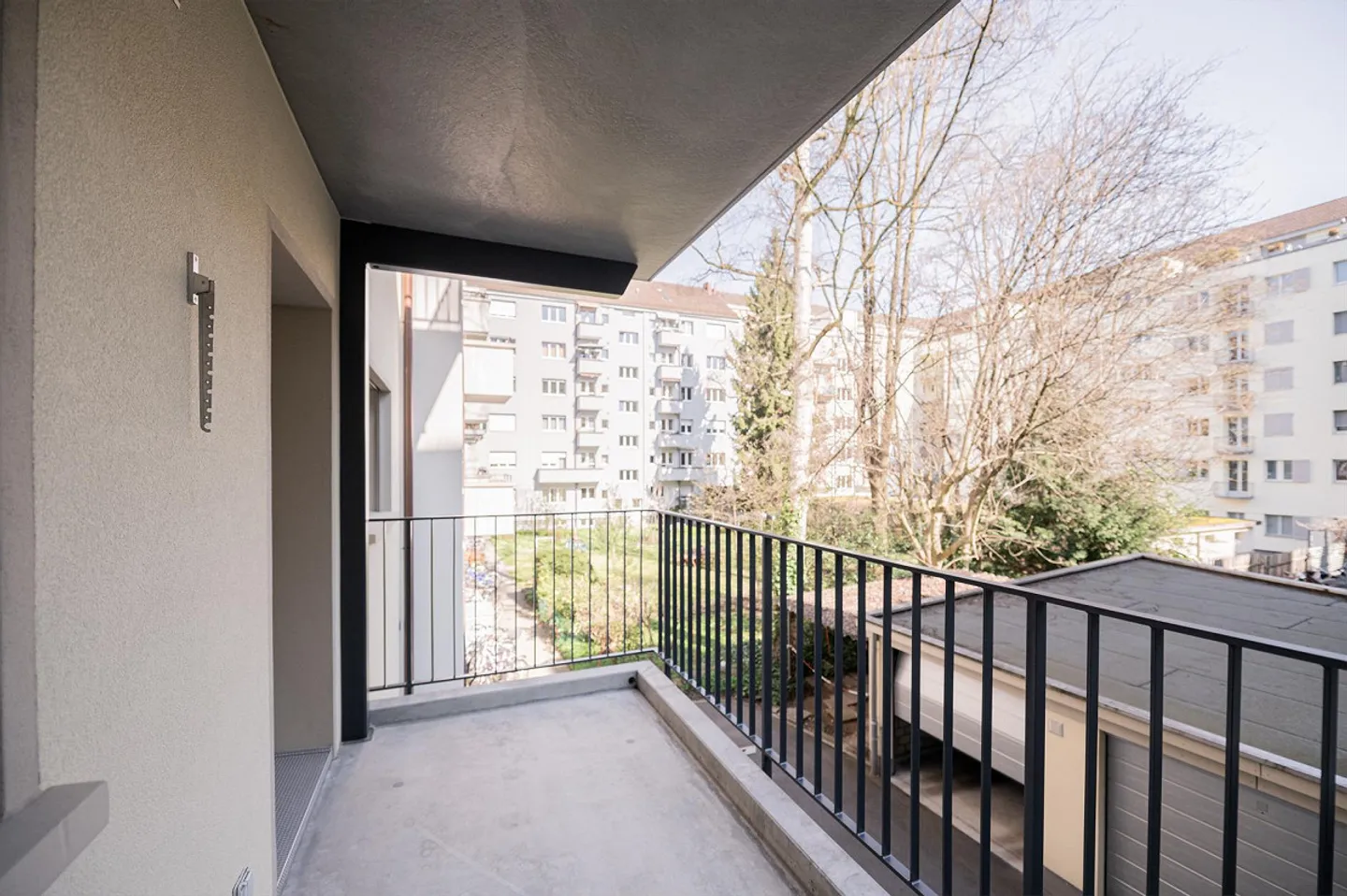 TOUT À PROXIMITÉ, APPARTEMENT EN VILLE DANS UN EMPLACEMENT DE CHOIX ! - Photo 9 sur 12