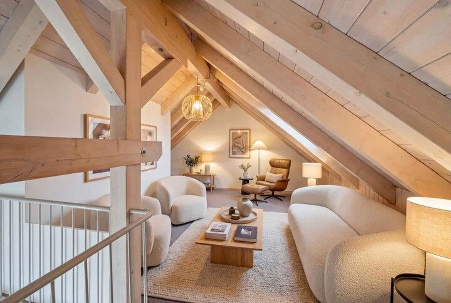 Geräumige Wohnung mit Galerie - Foto 4 von 8