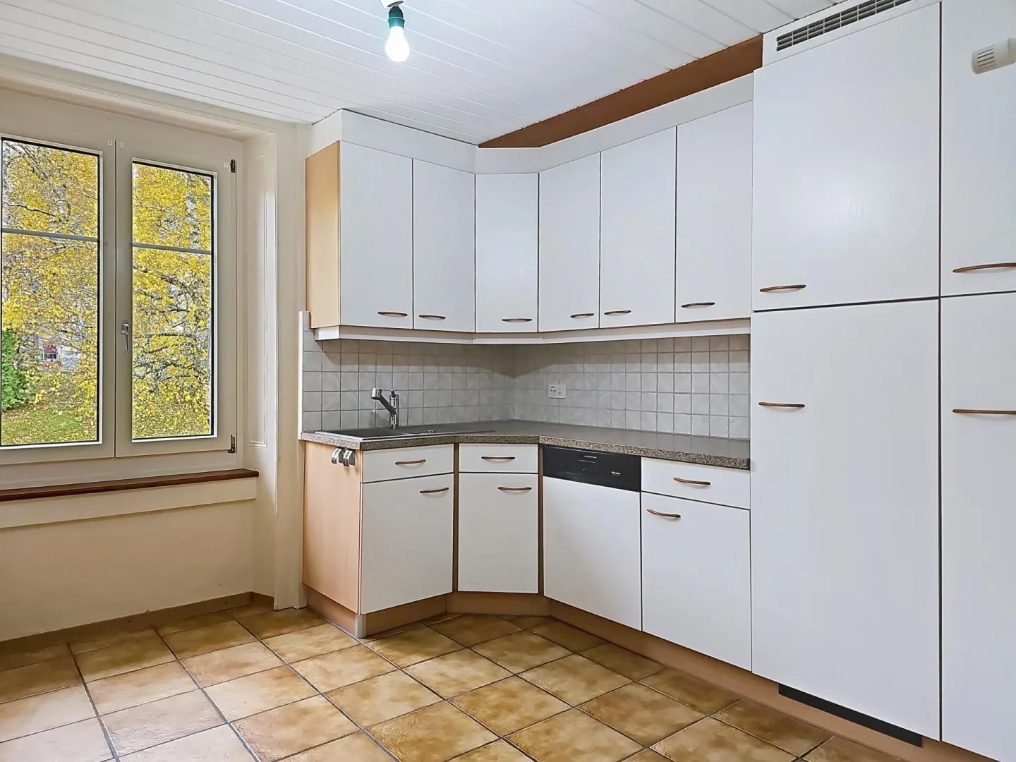 5-room apartment in Ponts-de-Martel - Photo 3 of 19