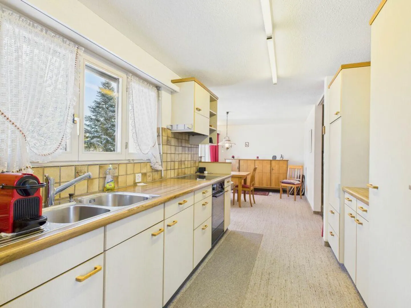 Casa unifamiliare al margine del villaggio e direttamente adiacente alla zona agricola - Foto 25 di 30