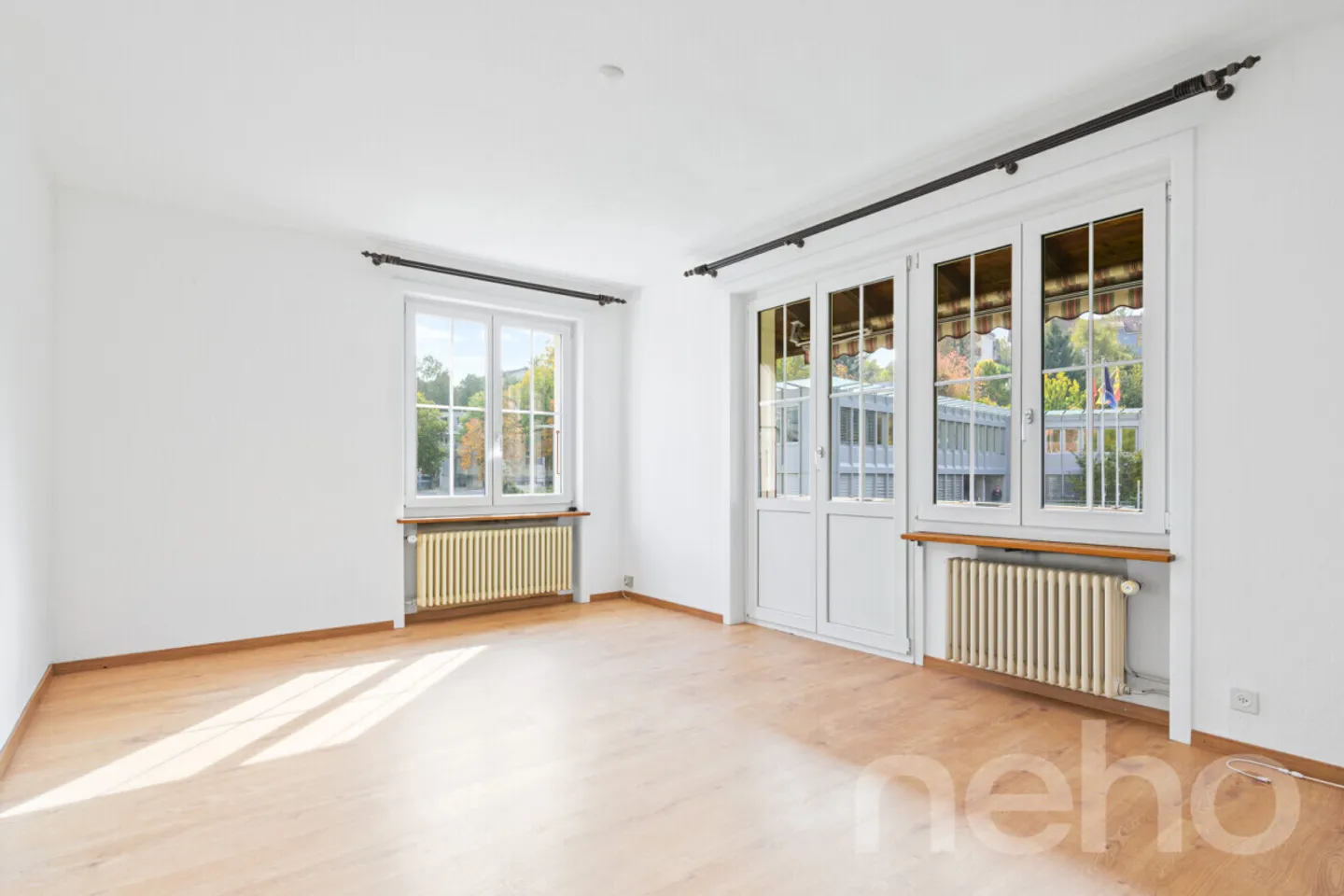 Maison individuelle indépendante avec potentiel au centre d'Ittigen - Photo 5 sur 12