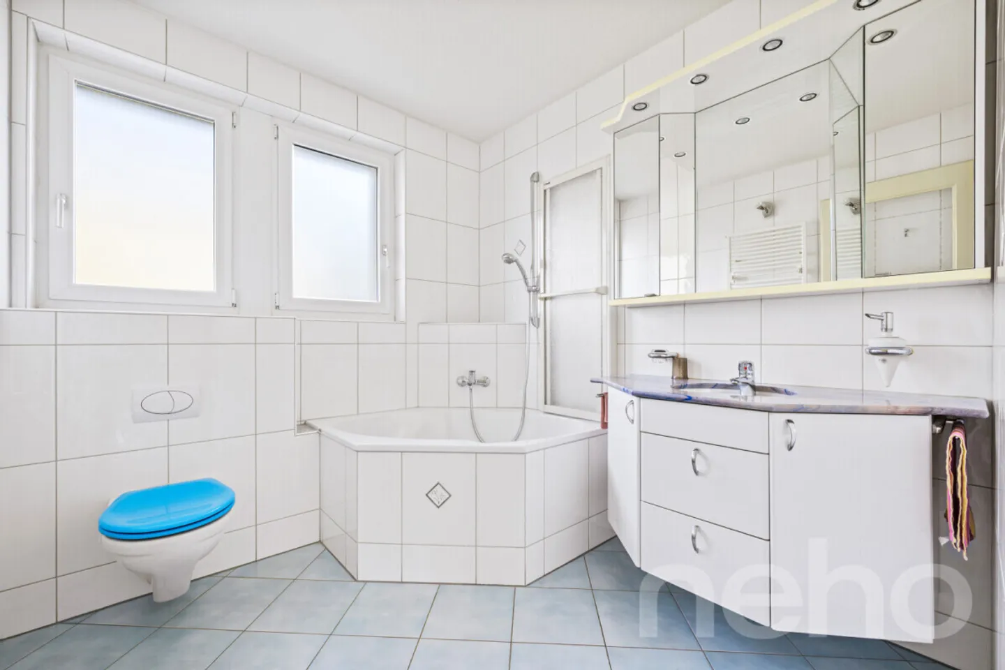 Maison individuelle indépendante avec potentiel au centre d'Ittigen - Photo 7 sur 12