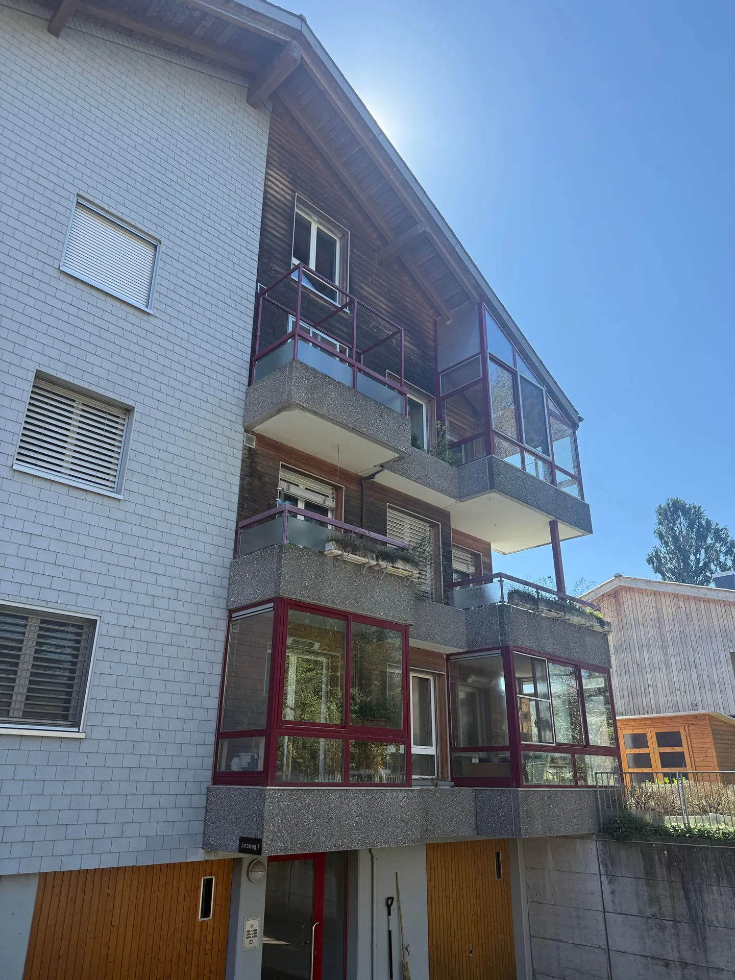 Appartement galerie lumineux et spacieux de 4,5 pièces avec balcon et jardin d'hiver - Photo 1 sur 19