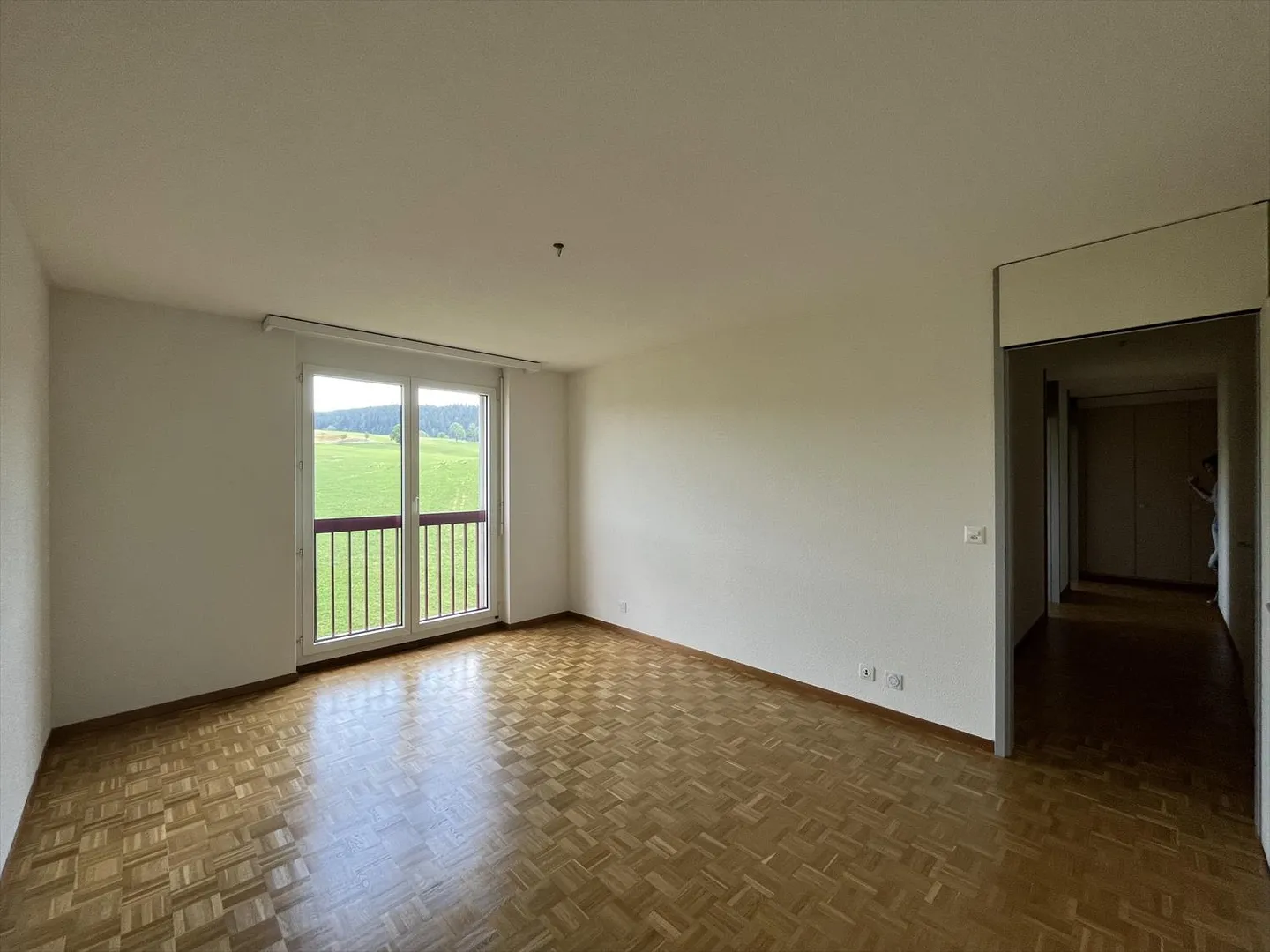 Magnifico appartamento di 4,5 locali con vista panoramica a Le Locle - 1° affitto netto gratuito! - Foto 9 di 13