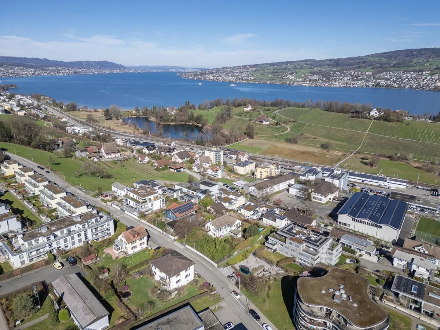 Votre nouveau projet avec vue sur le lac - Photo 2 sur 3