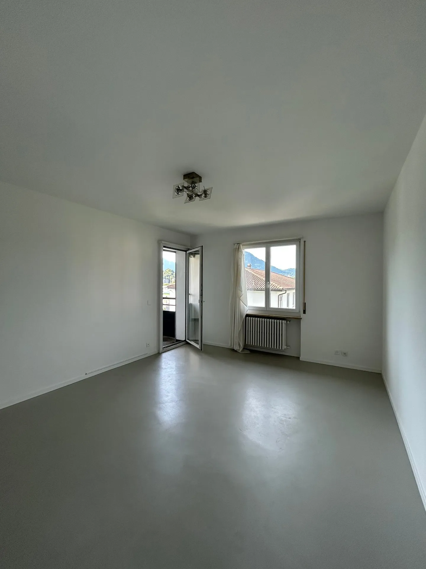 BREGANZONA - APPARTAMENTO DI 3,5 STANZE IN AFFITTO - Foto 4 di 8
