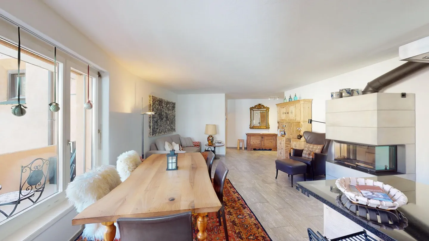 Charming Apartment with Mountain View - Photo 6 of 27