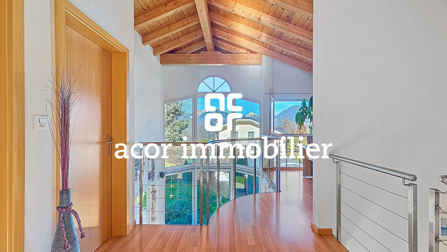 Villa mit spektakulären Volumen mit Blick auf die Alpen - Foto 7 von 8