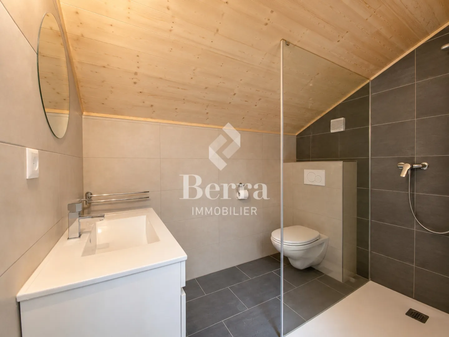 Maison rénovée à Ardon - Photo 12 sur 16