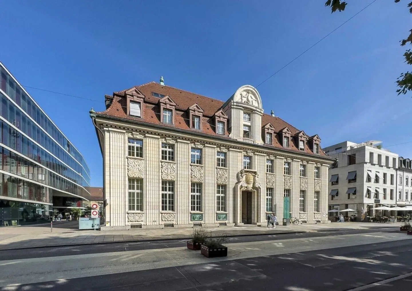 Nel cuore di Aarau | Bahnhofstrasse 49 | 409 m² - Foto 1 di 25