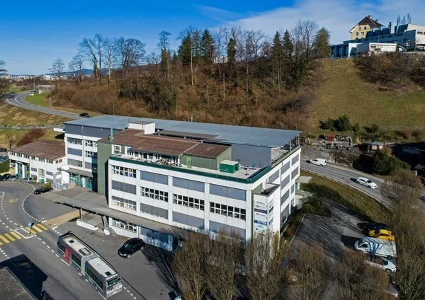 Grosszügiger Lagerraum zu vermieten - Foto 1 von 2