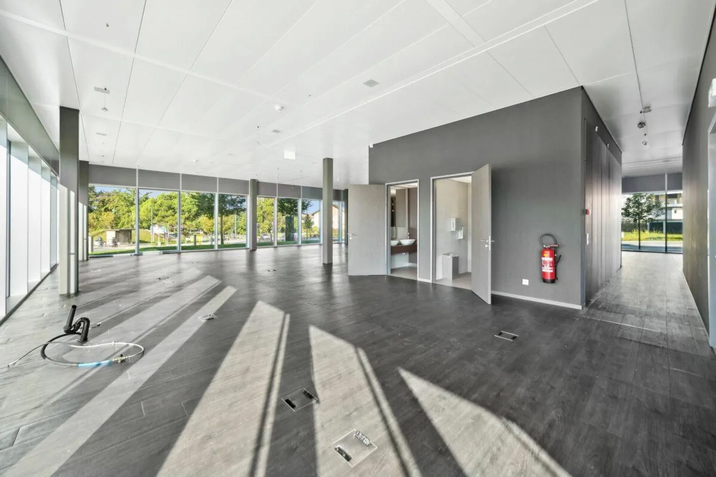 Espace Commercial Moderne - Photo 6 sur 17