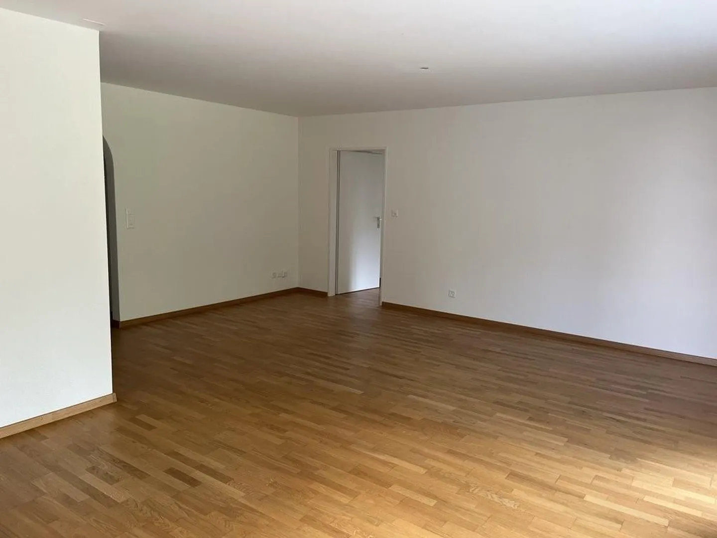 Charming 2.5 Room Apartment in St. Gallen - Photo 7 of 10