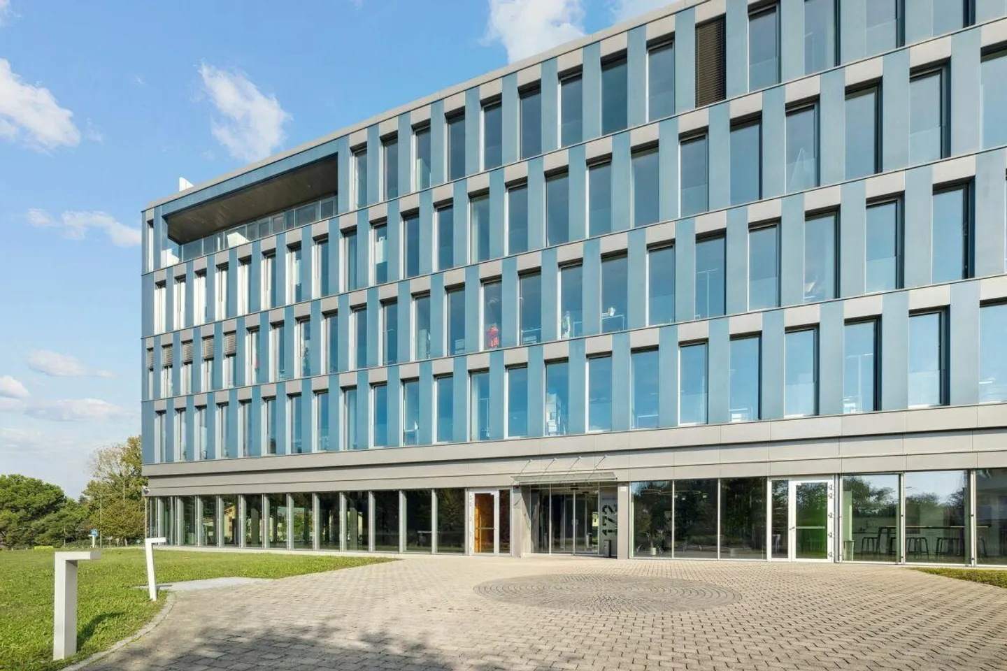 Espace Commercial Moderne - Photo 1 sur 17