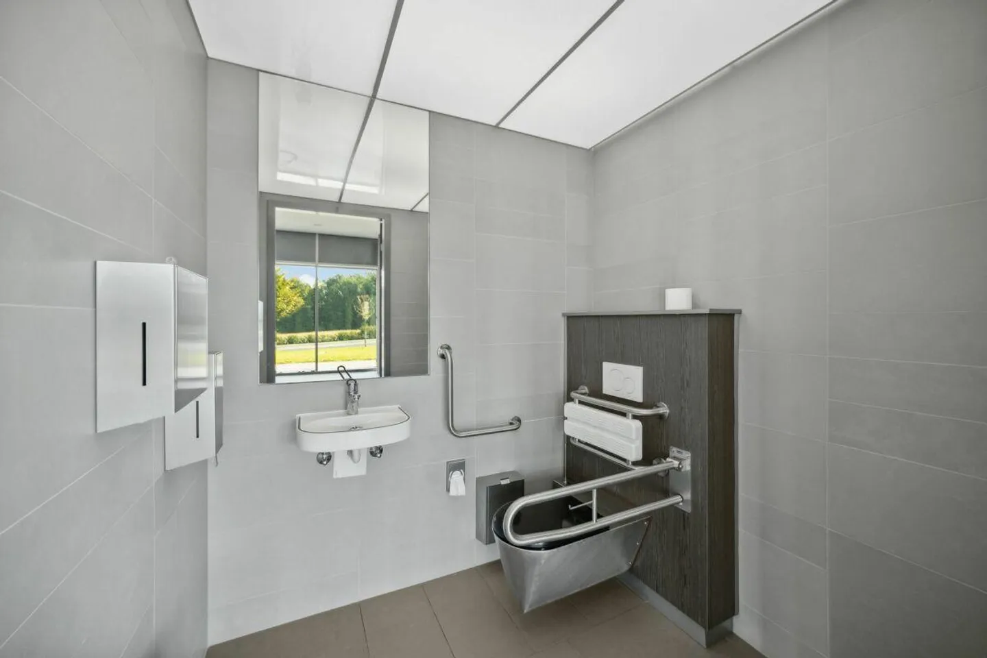 Espace Commercial Moderne - Photo 11 sur 17