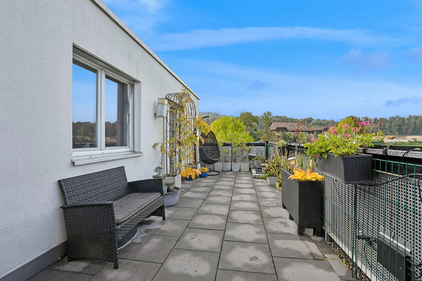 «Moderne 4.5-Zimmer-Attika mit Terrassen in Weiach» - Foto 12 von 13