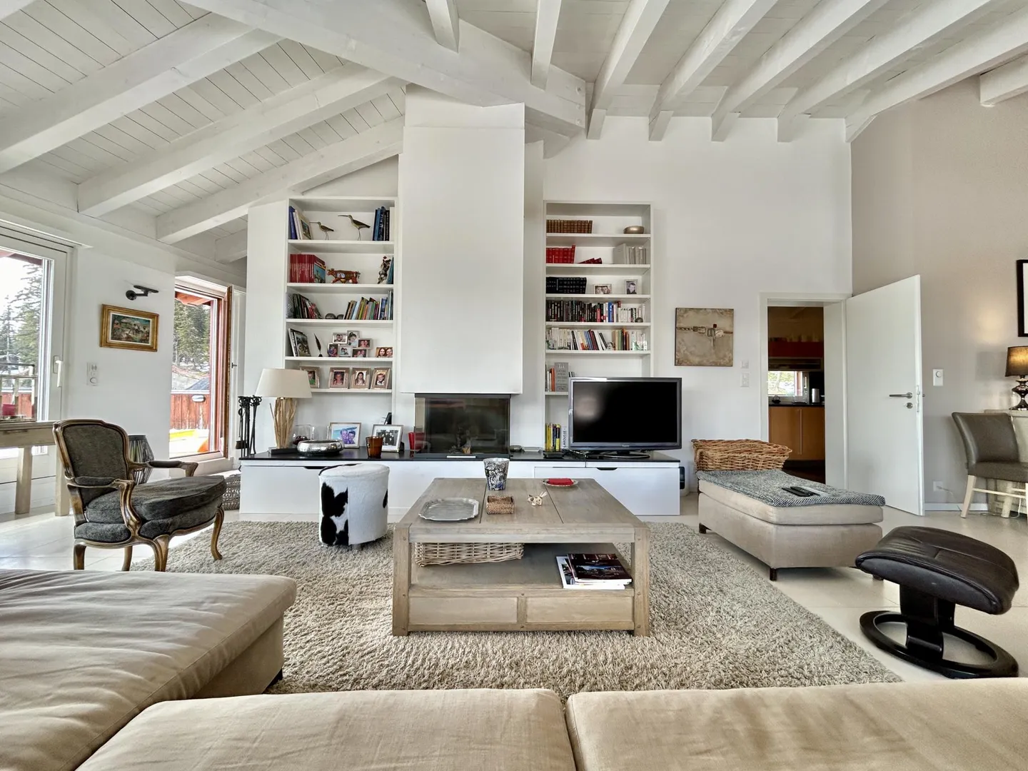 Raro: Elegante Attico-Duplex di alto livello nel cuore di Crans-Montana - Foto 3 di 33
