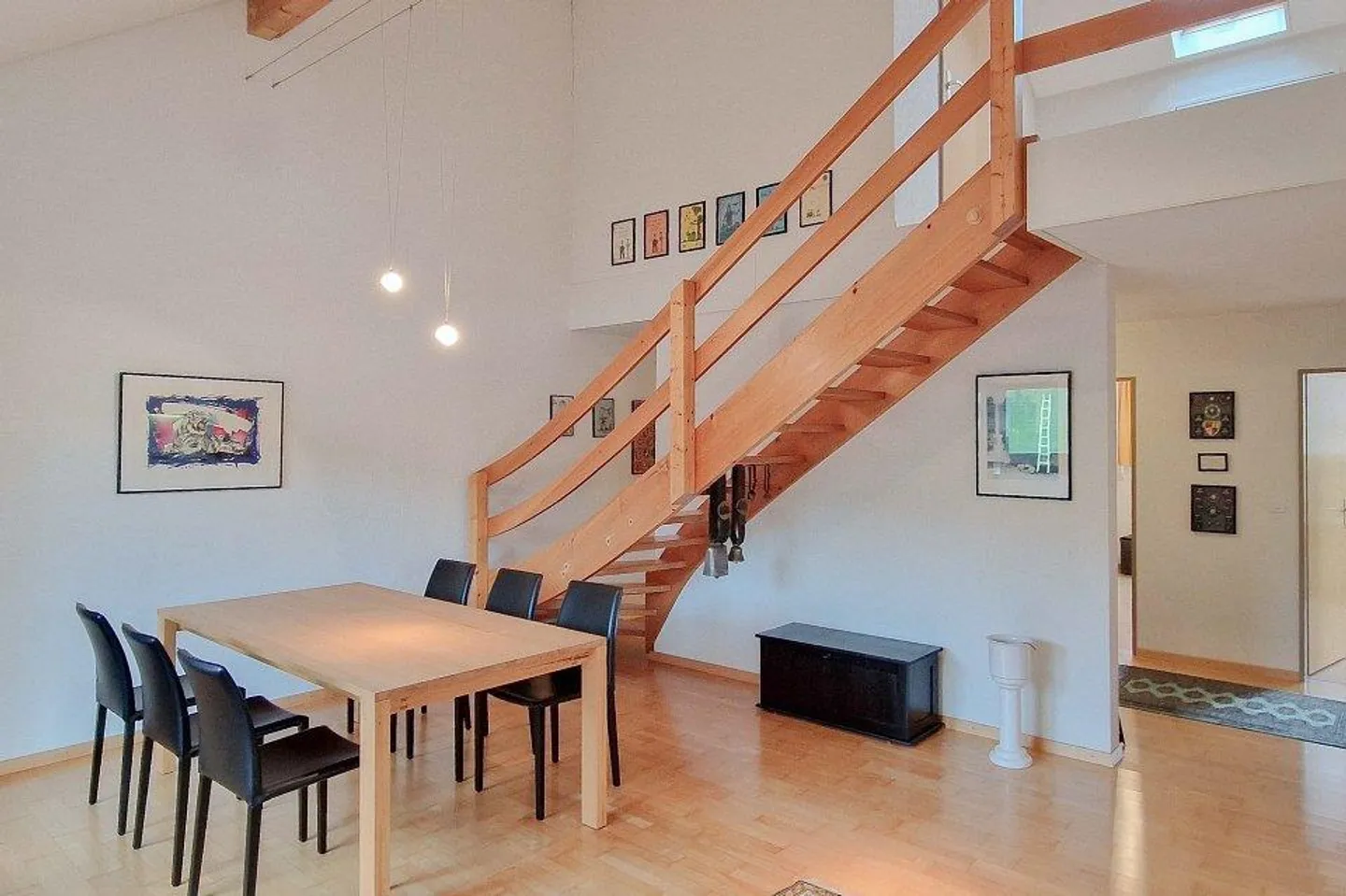 Votre nouveau chez-vous pour seulement CHF 1'420.- par mois?! - Photo 2 sur 13