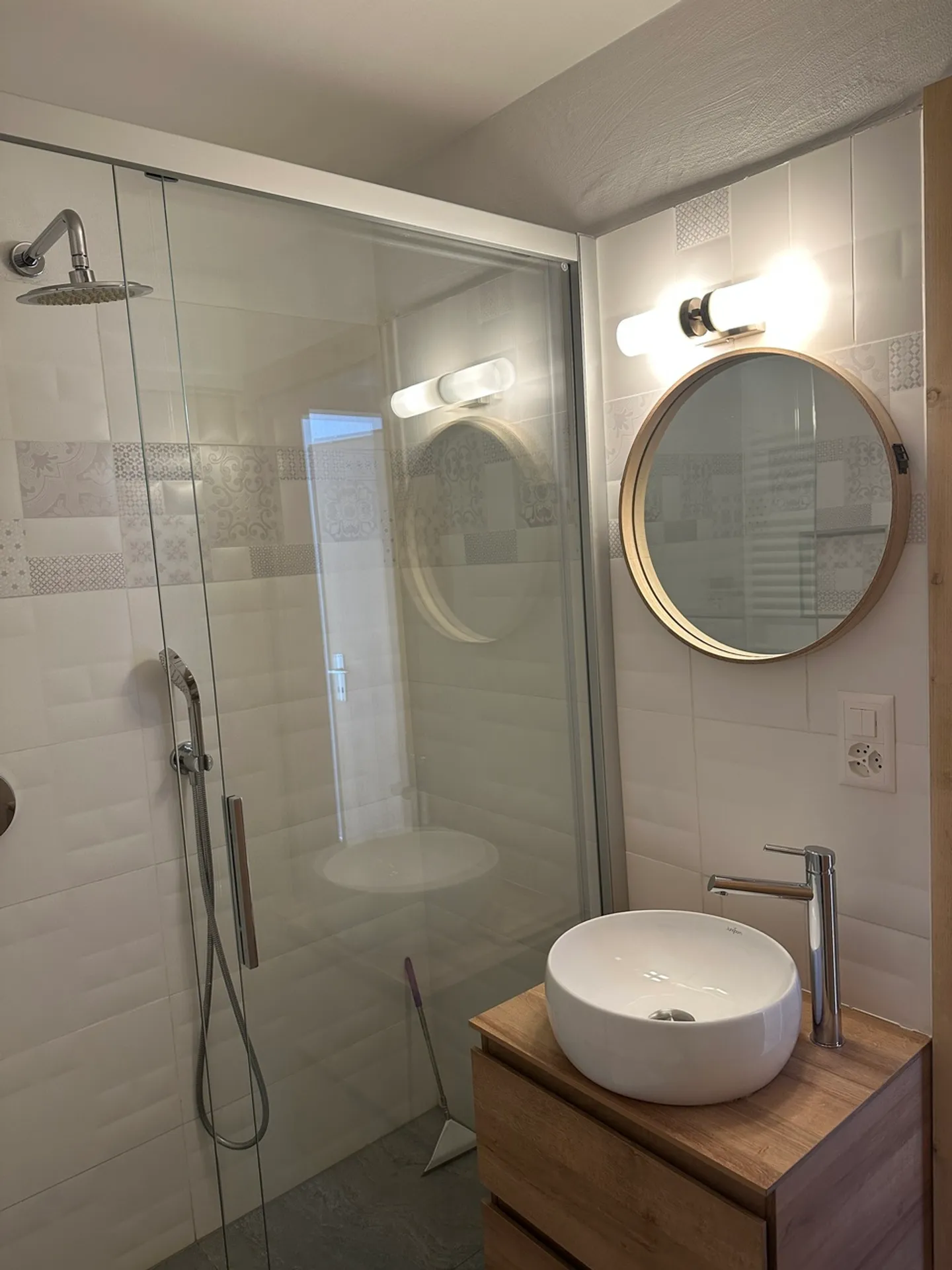 Appartamento ristrutturato di 2,5 stanze - Foto 4 di 10