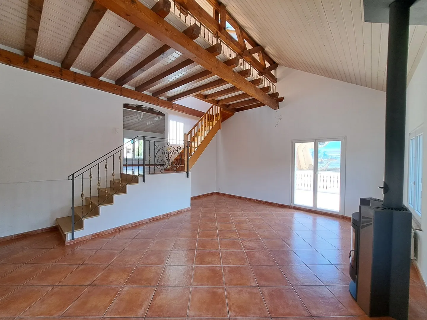 Stepped house for rent - Photo 1 of 13