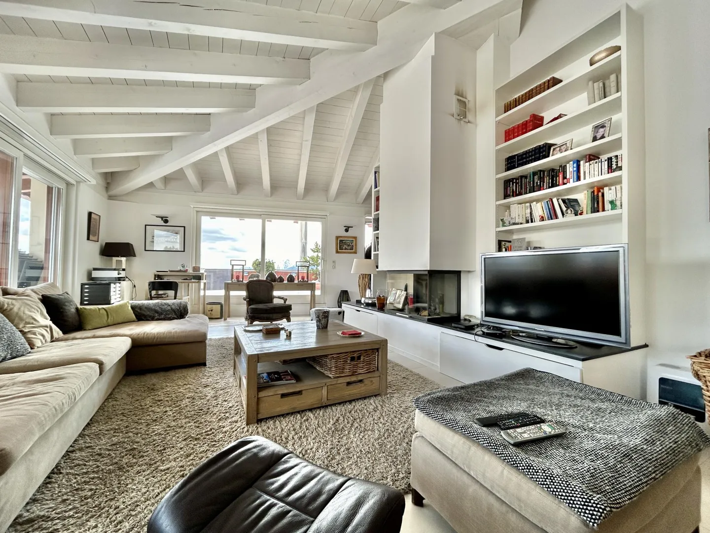 Raro: Elegante Attico-Duplex di alto livello nel cuore di Crans-Montana - Foto 10 di 33
