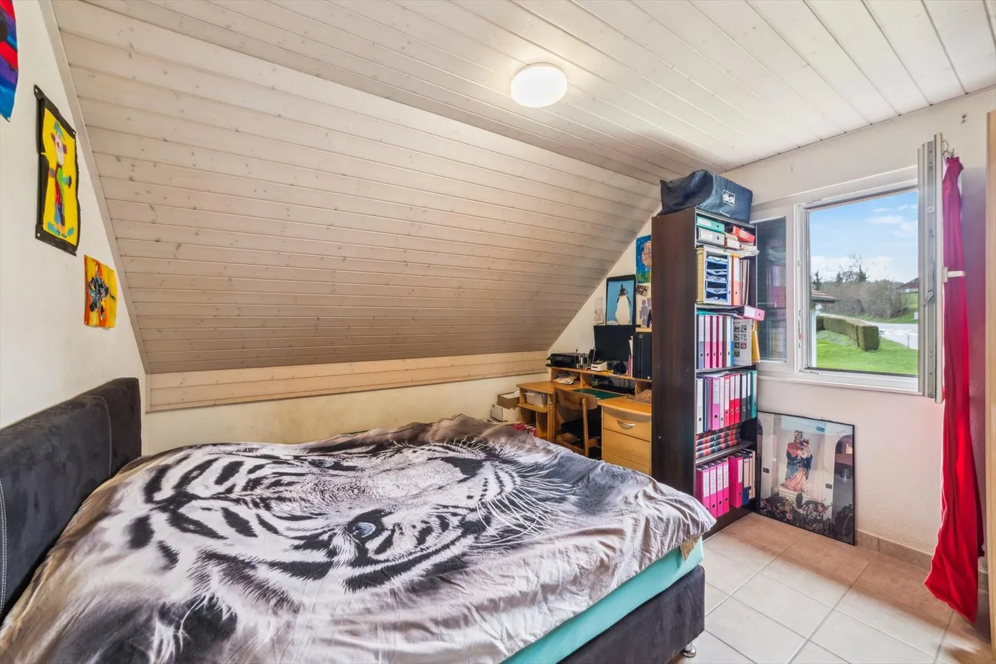 Wunderschöne individuelle Villa mit Schwimmbad - Foto 7 von 12